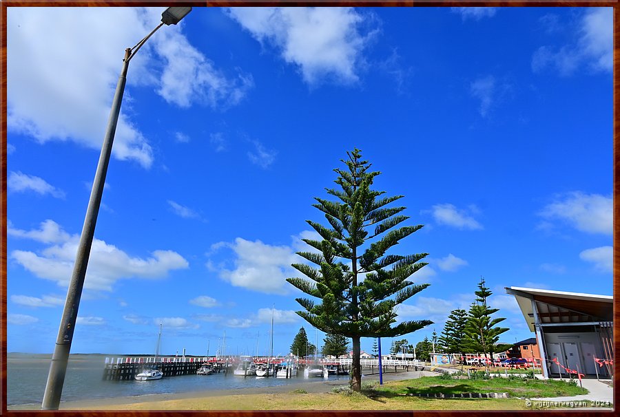 

Port Albert
Wellington RV Park
Tasman Zee  -  1/26