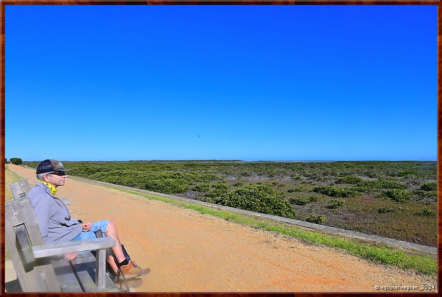 

Port Albert
Christopher Robinson Trail
Mangrove  -  13/26