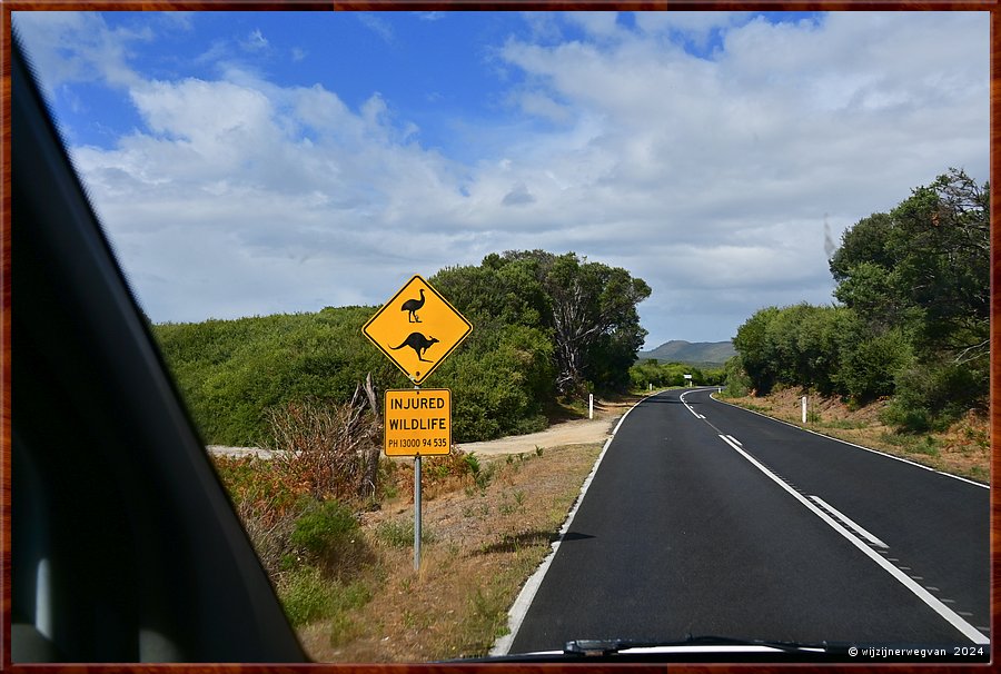 

Wilsons Promontory National Park
Dit telefoonnummer hopen we niet nodig te hebben!  -  7/51