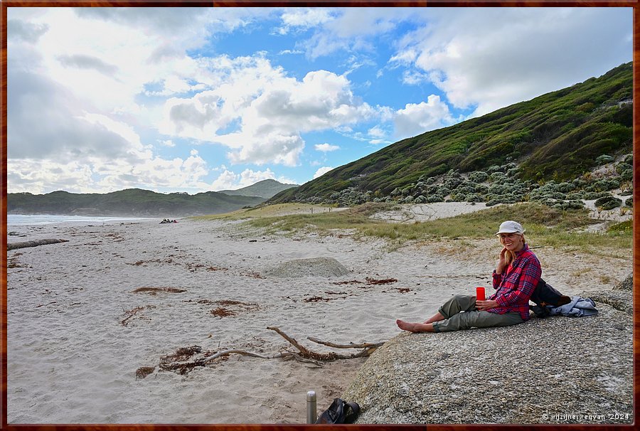 

Wilsons Promontory National Park
Squeaky Beach  -  34/51