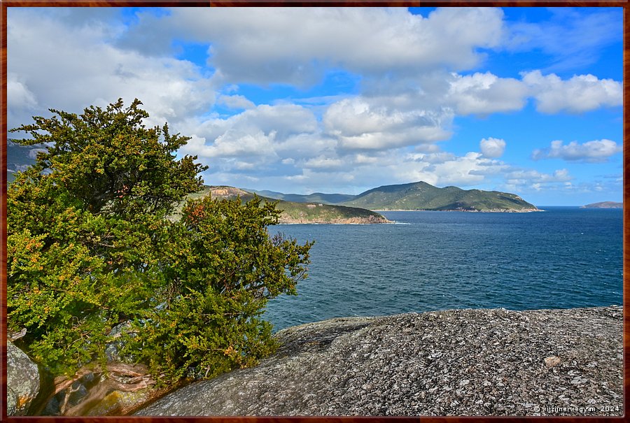 

Wilsons Promontory National Park
Pillar Point  -  39/51