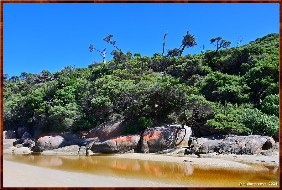 

Wilsons Promontory National Park
Norman Beach  -  12/35