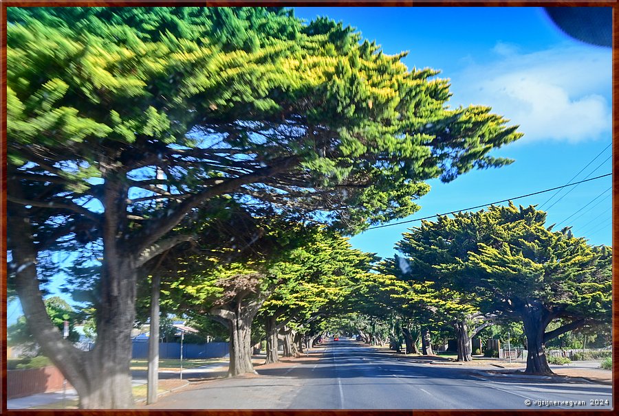 

Phillip Island
Cowes 
The Esplanade  -  24/35