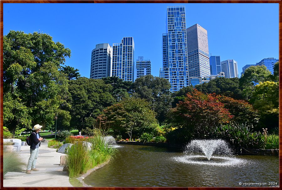 

Melbourne
Treasury Gardens  -  36/68