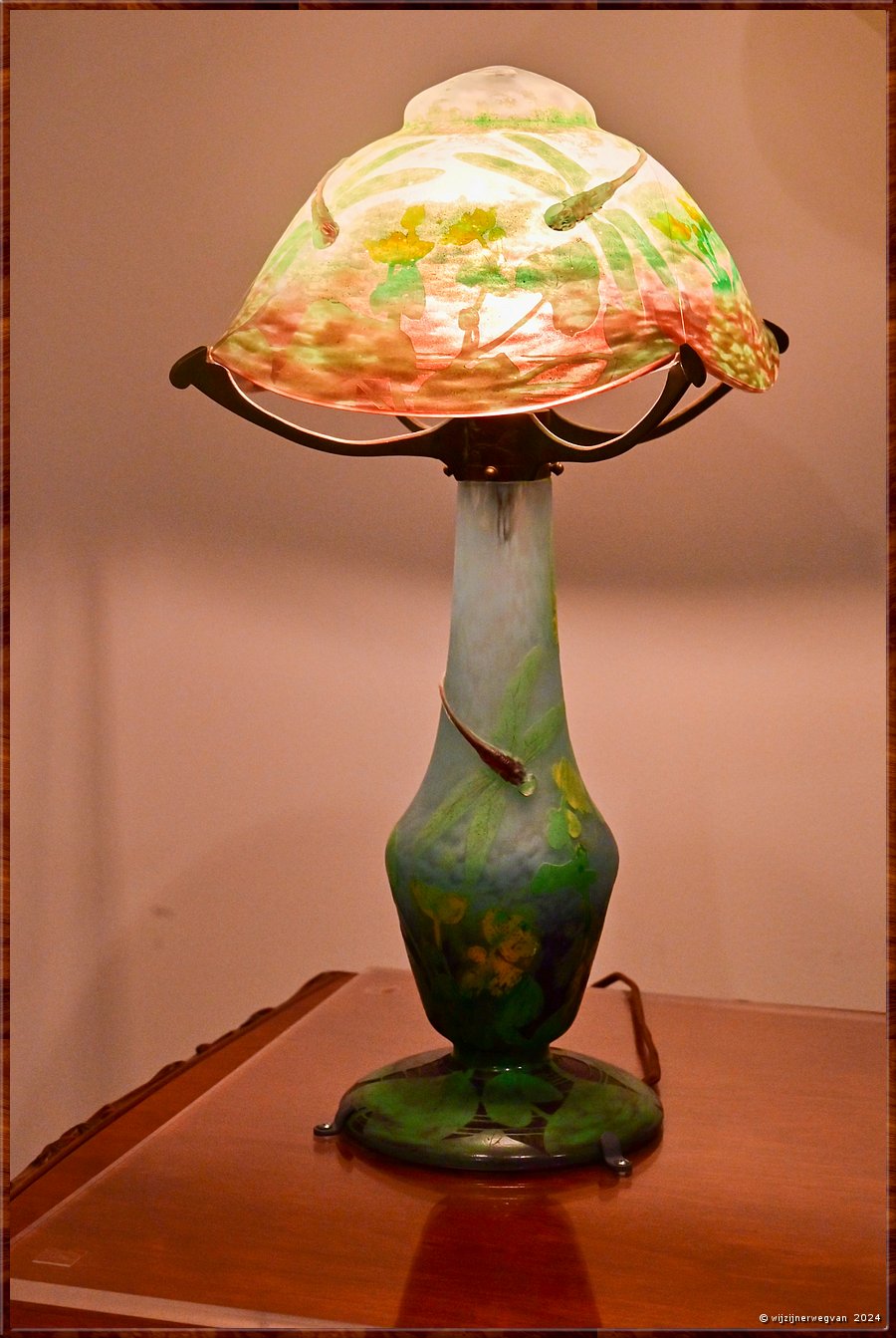 

Melbourne
National Gallery of Victoria International
'Dragonfly table lamp', Louis Majorelle (1903)
Verrerie de Nancy  -  37/78