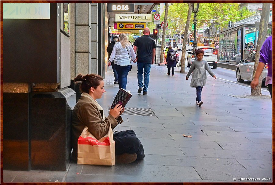 

Melbourne 
Collins street  -  82/86