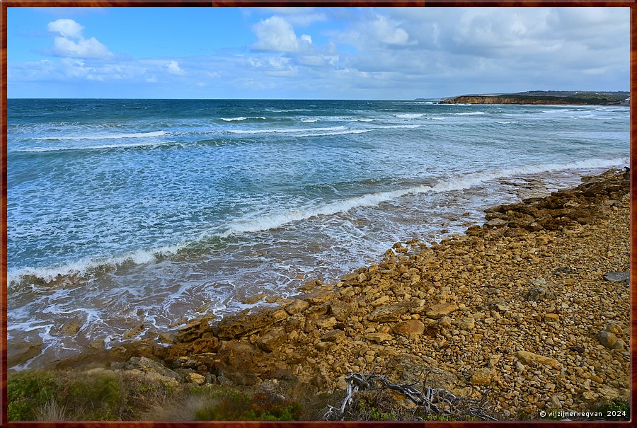 

Torquay
Surf Coast Walk
Point Danger  -  18/24