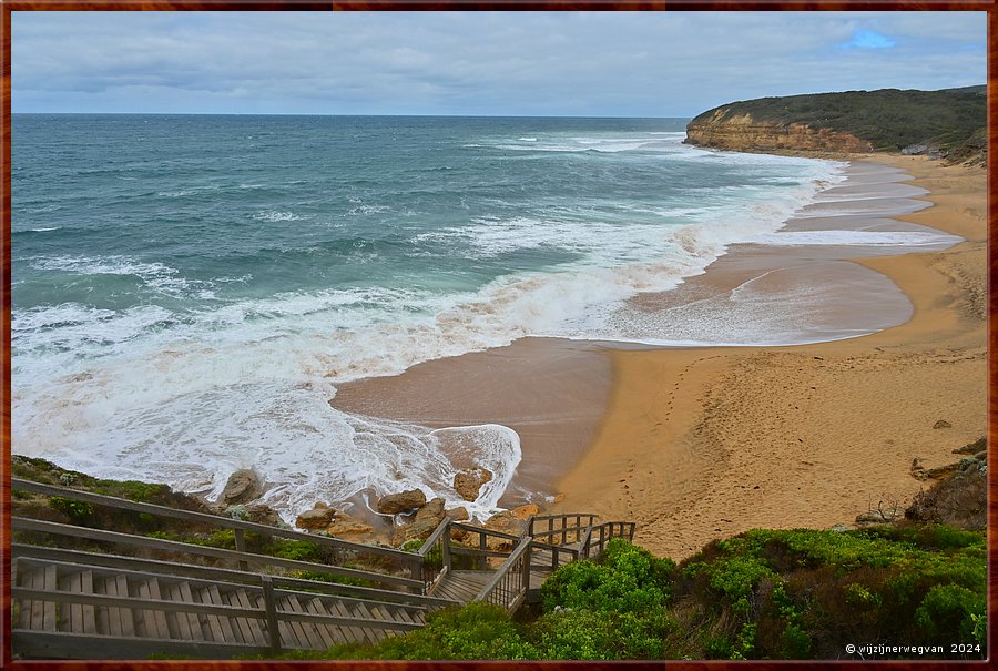 

Bells Beach
Stairway to beach  -  11/56