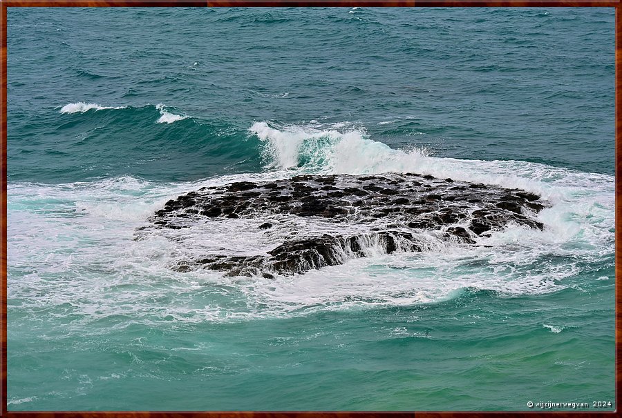 

Aireys Inlet
Eagle Rock Marine Sanctuary
Bass Strait  -  22/56