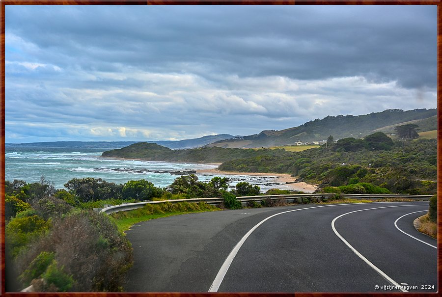 

Great Ocean Road
Op weg naar Sugarloaf  -  31/40