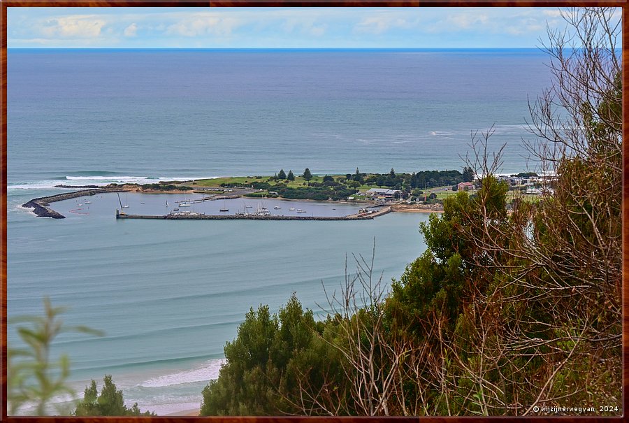 

Apollo Bay
Marriners Lookout  -  35/40