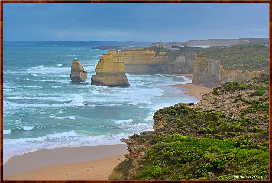 

Port Campbell National Park
Secret Apostles Lookout  -  2/32