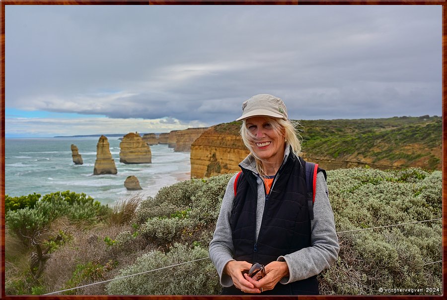 

Port Campbell National Park
Twelve Apostles 
Het aantal apostelen wisselt, 
maar meer dan negen zijn er nooit geweest  -  9/32