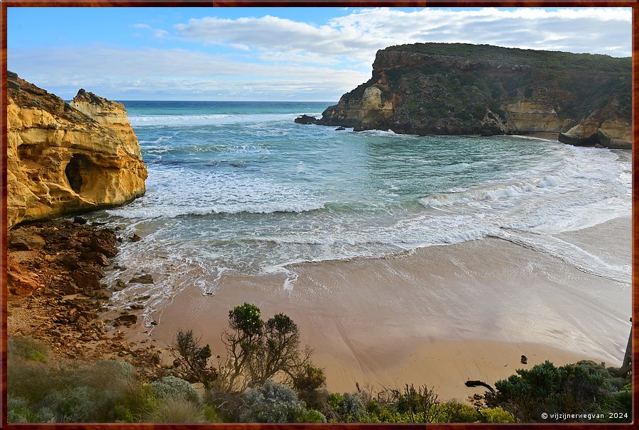 

Bay of Islands Coastal Park 
Mepunga, Childers Cove  -  31/39