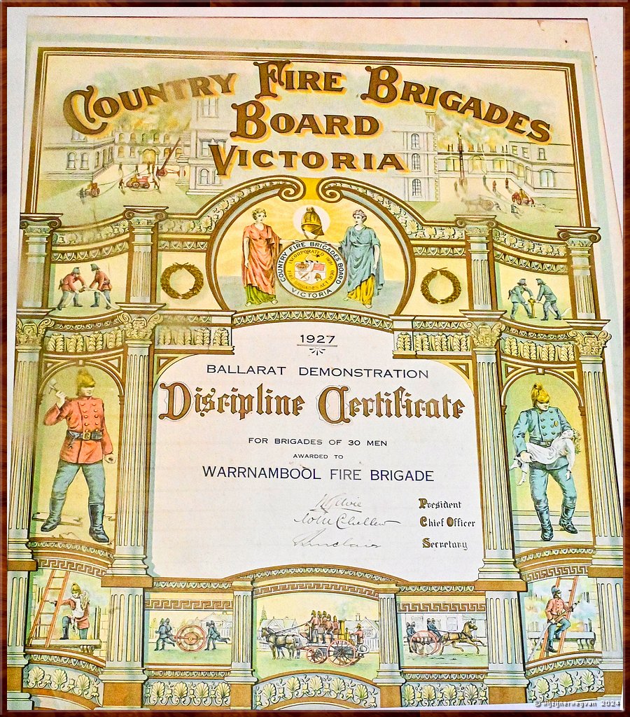 

Warrnambool
Flagstaff Hill Maritime Village\Fire Brigade
Blusklus diploma  -  62/110