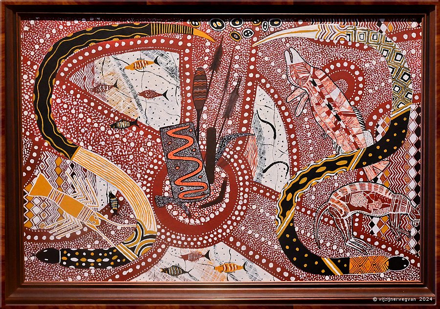 

Warrnambool 
Warrnambool Art Gallery
Food of the Western District, Patricia Clarke (1987)

'Mijn schilderij vertegenwoordigt voedsel dat de aboriginals 
in het verleden hebben gegeten. Voedsel was er in overvloed 
tot de komst van de blanke kolonisten'.  -  12/36