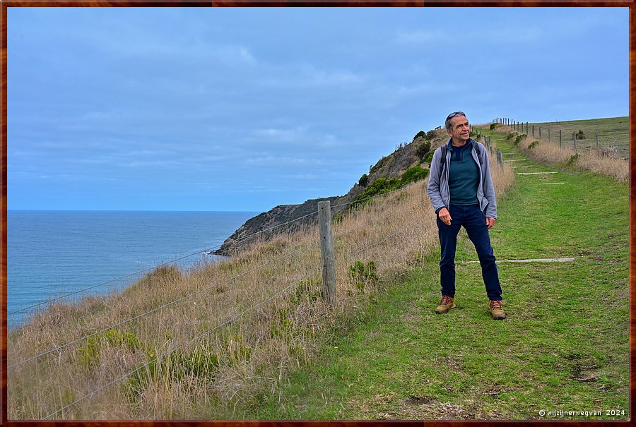 

Cape Bridgewater
Seal Colony Walk
We beklimmen Stony Hill, de rand van een vulkaankrater  -  14/58