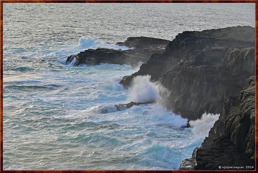 

Cape Bridgewater
Blowholes in ruste...  -  49/58