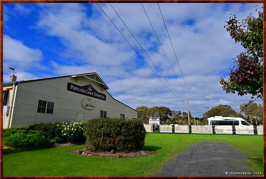 

Portland
Henty Park RV Camping Area
Tramstationnetje  -  2/25