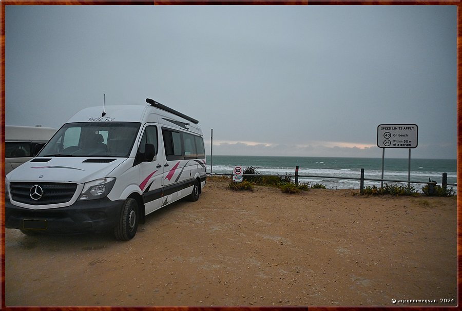 

Mount Benson
Long Beach Carpark
Slapen aan het strand!  -  24/25