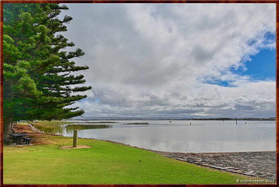 

Goolwa
Goolwa Channel  -  11/41