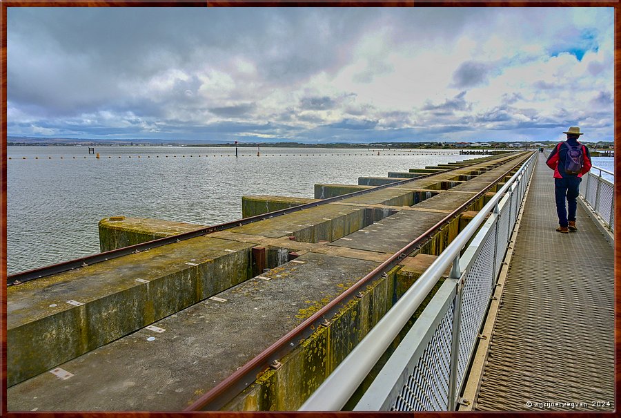 

Goolwa
Goolwa Barrage
In de stuwdammen zijn vispassages ingebouwd  -  14/41