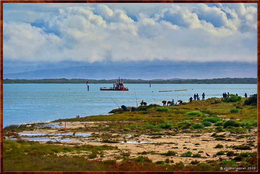 

Goolwa
Coorong National Park
Hindmarch Island
Murray Mouth Lookout  -  28/41