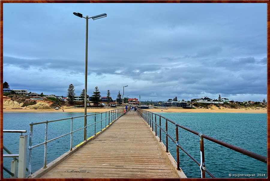 

Port Noarlunga
Jetty
Slenteren over de pier, altijd leuk  -  16/50