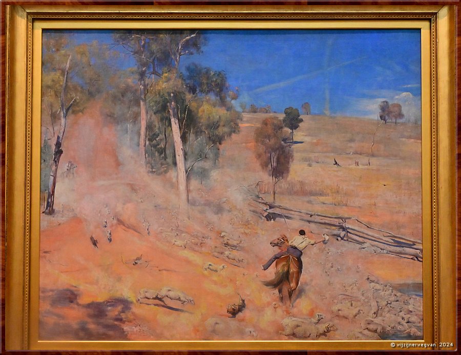 

Adelaide
Art Gallery of South Australia
A break away!, Tom Roberts (1891)
Een veehouder probeert een stormloop van dorstige schapen in goede banen te leiden.
Roberts was vooral genteresseerd in het vastleggen van beweging.  -  17/90