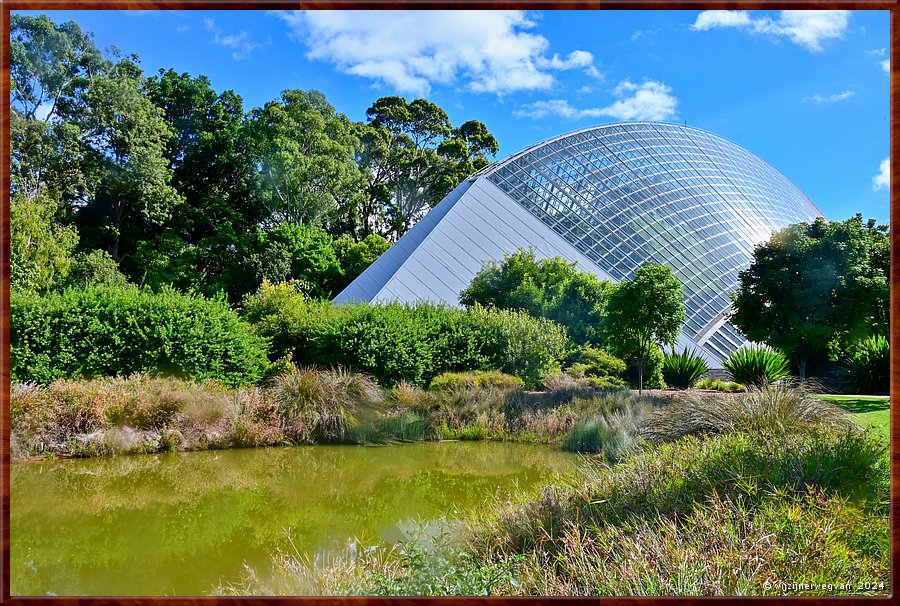 

Adelaide
Botanic Garden
Bicentennial Conservatory (1987)  -  19/71