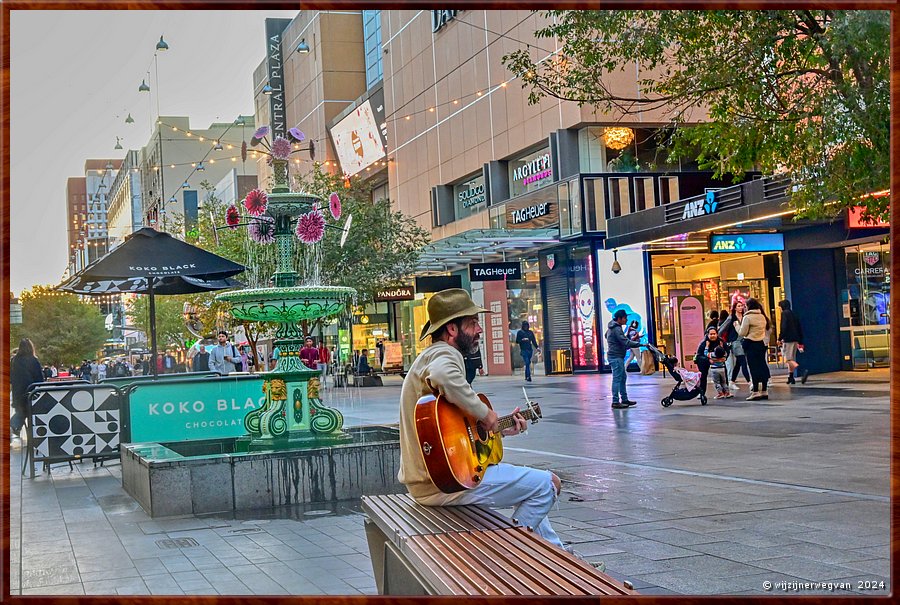 

Adelaide
Rundle Mall  -  71/71