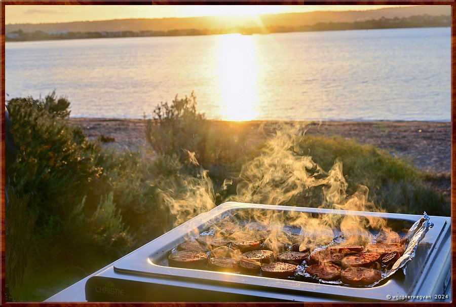 

Port Lincoln
Billy Light's Point
Veggies on the barbie  -  39/42