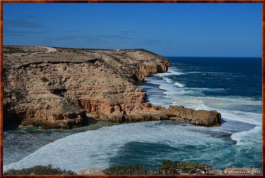 

Elliston
Cliff Top Drive
Anxious Bay  -  26/43