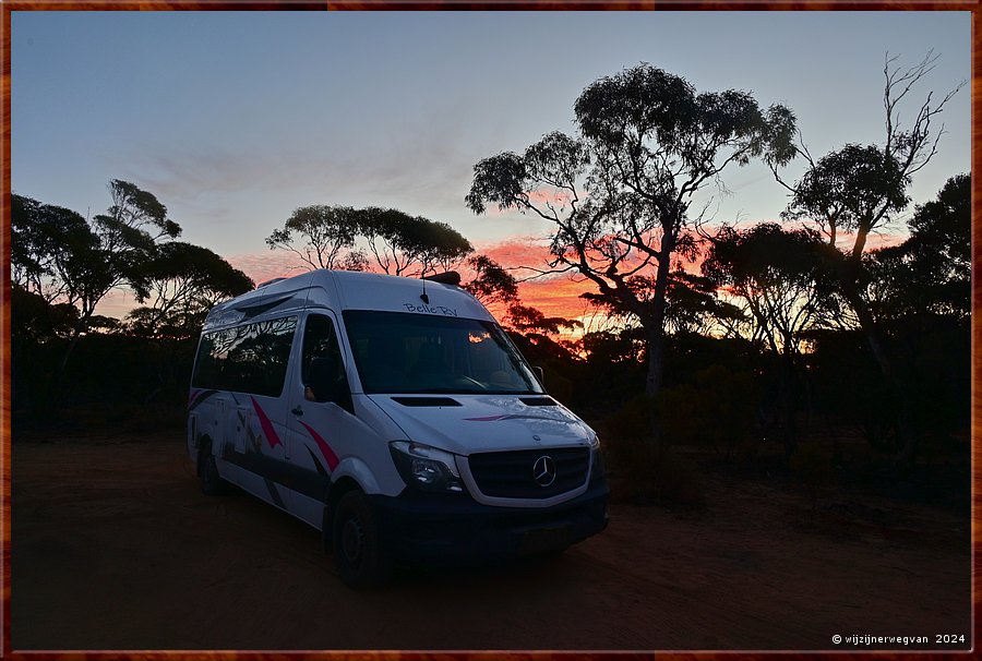 

Merghiny
Langs de Eyre Highway
Thick Trees Camp Spot  -  23/25