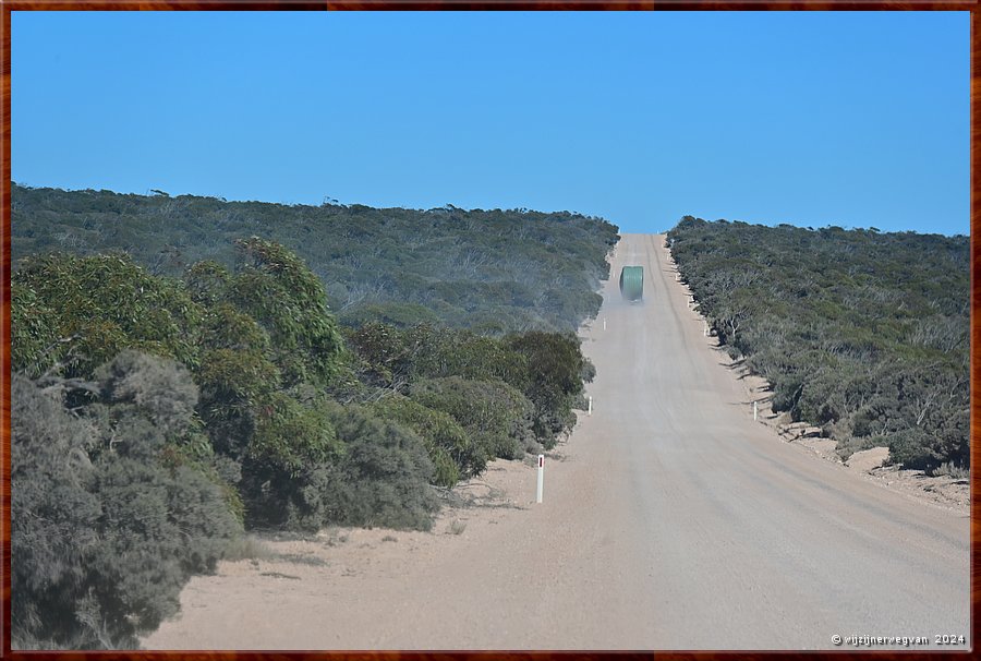 

Fowlers Bay  -  24/38