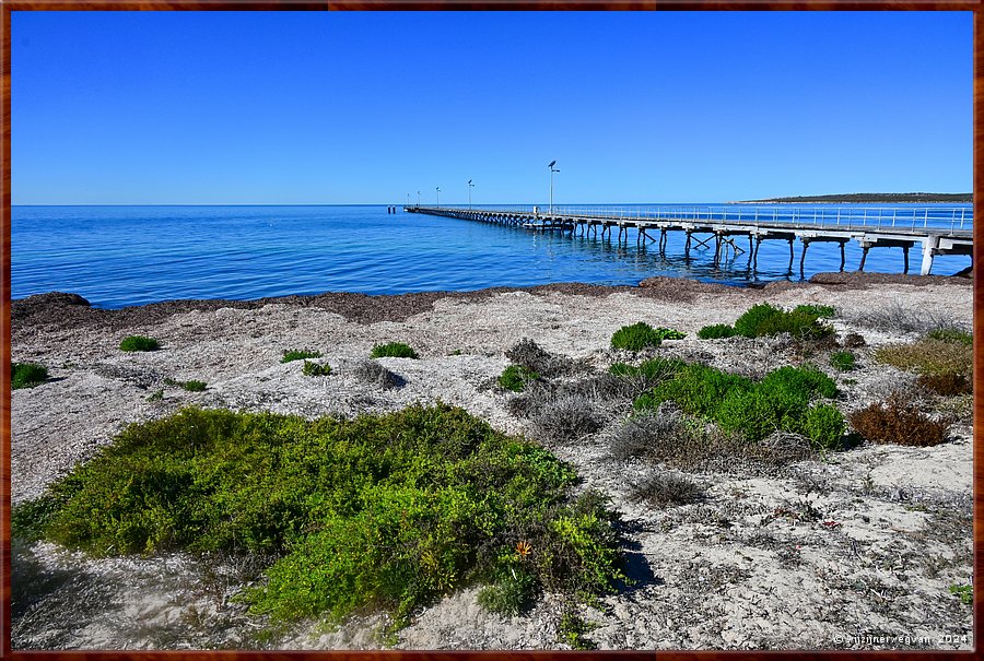 

Nullarbor Plain
Fowlers Bay
Jetty  -  23/31