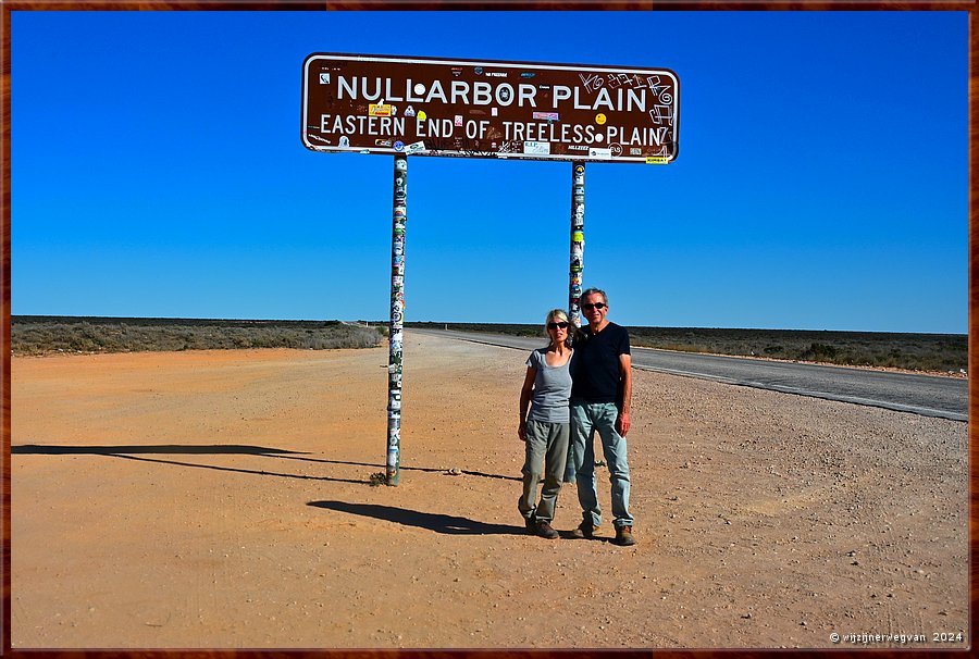 

Nullarbor Pain 
Eyre Highway
Officiele start van de Nullarbor  -  10/41
