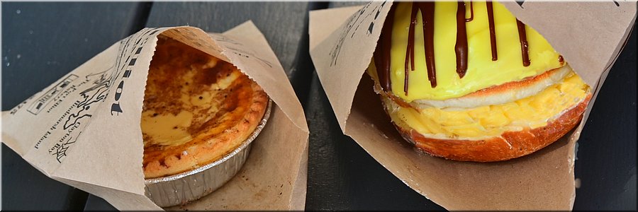 27-4-2024 Port Elliot - Port Elliot Bakery - Baked Custard Tart en Custard Berliner