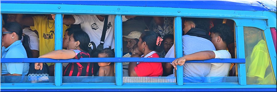 12 feb 2026
Apia (Samoa)
Busstation
De bus is vo-hol!