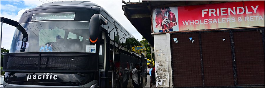 8 feb 2026
Sigatoka (Fiji)
Sigatoka Market
Onze bus - met entertainment!