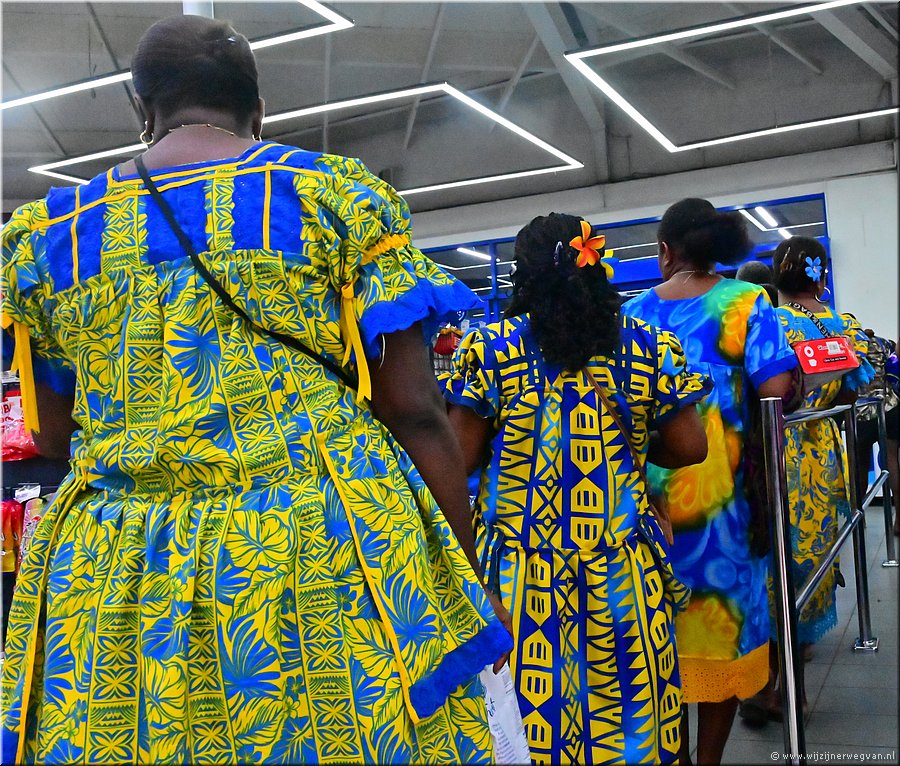 14 mrt 2026
Port Vila (Vanuatu)
ABM (Au Bon Marchee) Nambatu
Kleurige kassarij