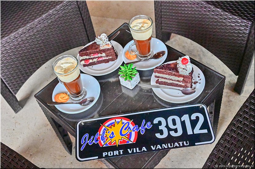 16 mrt 2026
Port Vila (Vanuatu)
Jill's Cafe
Dutch Coffee with Black Forrest cake
