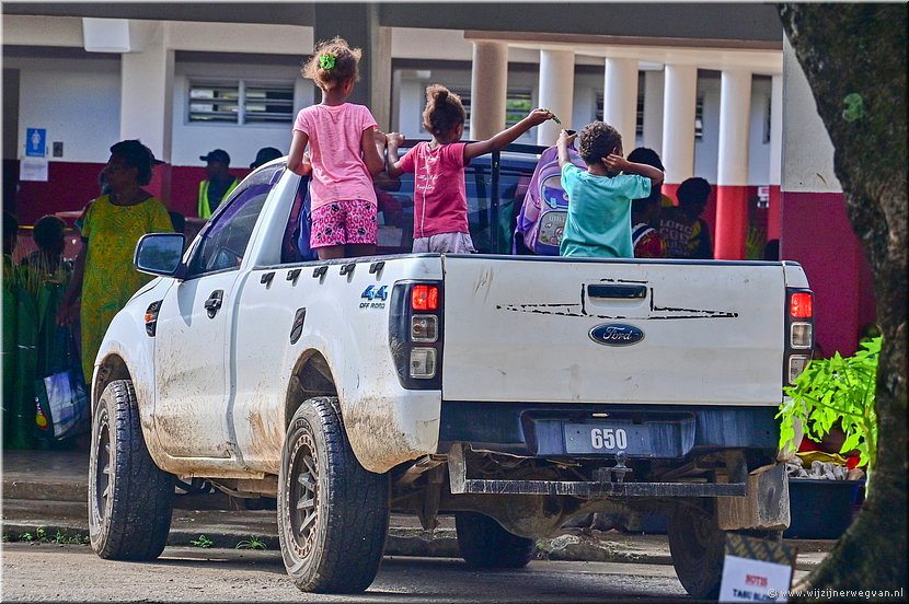 25 mrt 2026
Port Vila (Vanuatu)
Kinderzitjes en gordels?