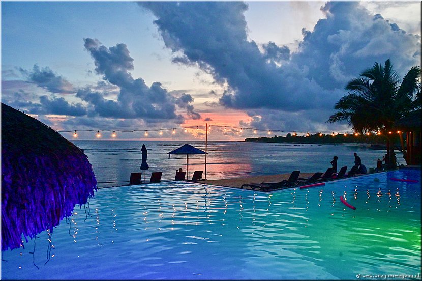 27 maart 2026
Port Vila (Vanuatu)
Breakas Beach Resort
Zonsondergang