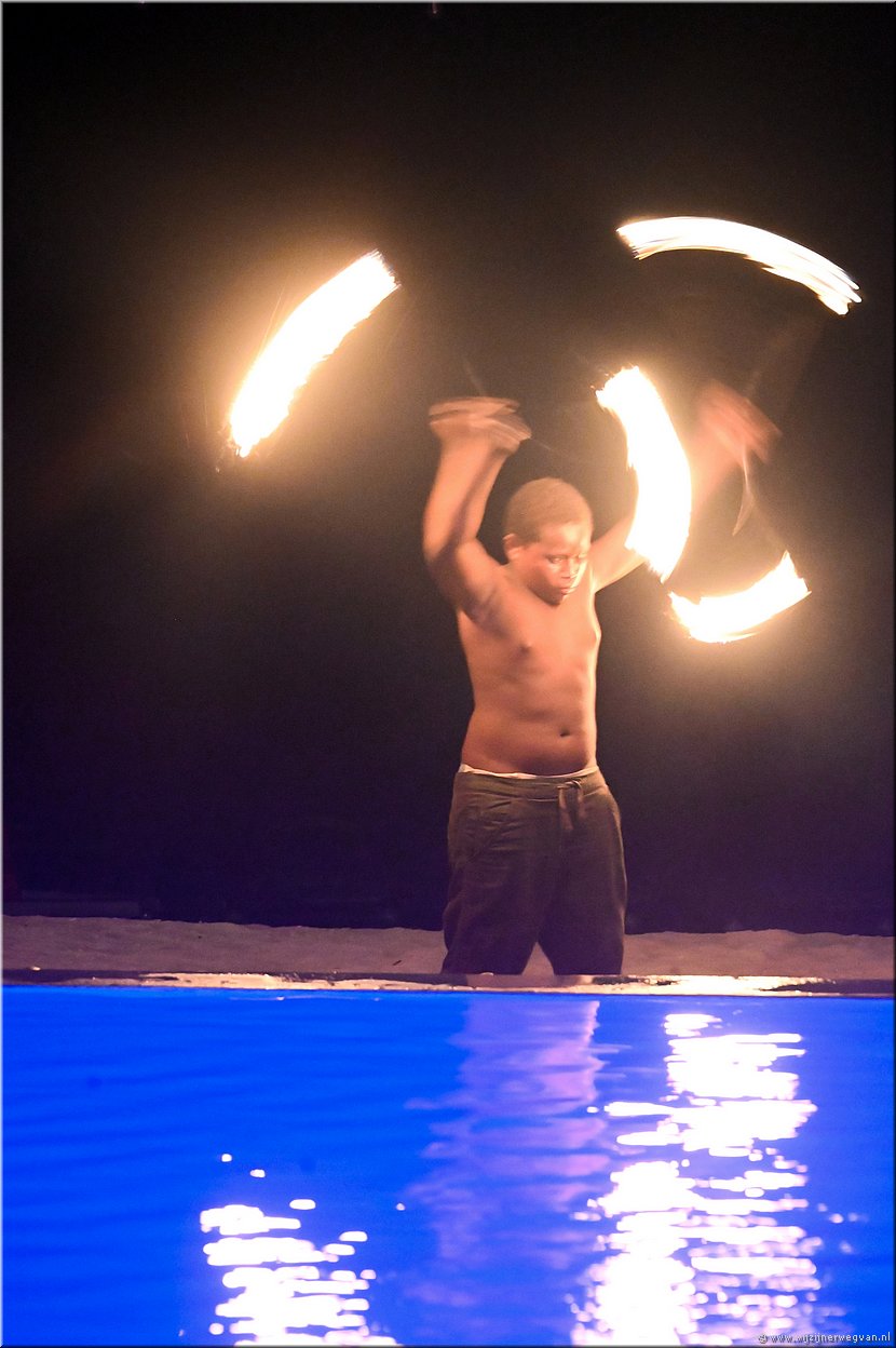 27 maart 2026
Port Vila (Vanuatu)
Breakas Beach Resort
Fireshow