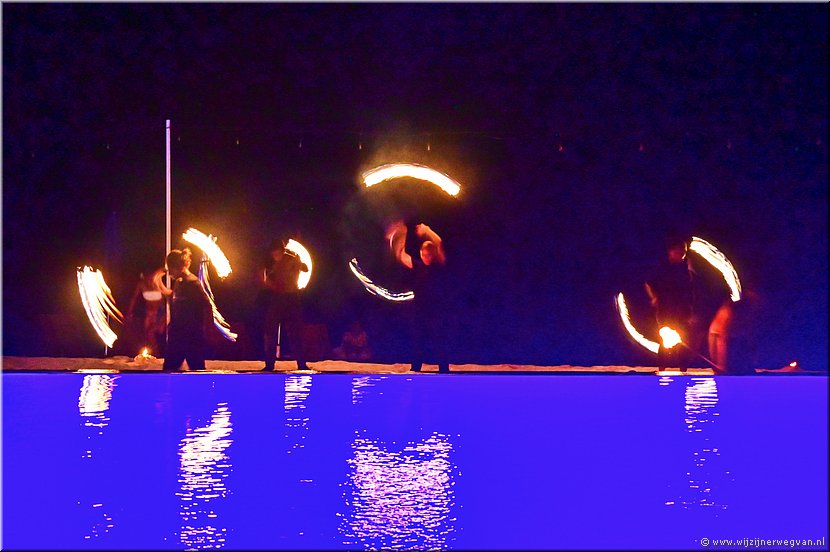 27 maart 2026
Port Vila (Vanuatu)
Breakas Beach Resort
Fireshow