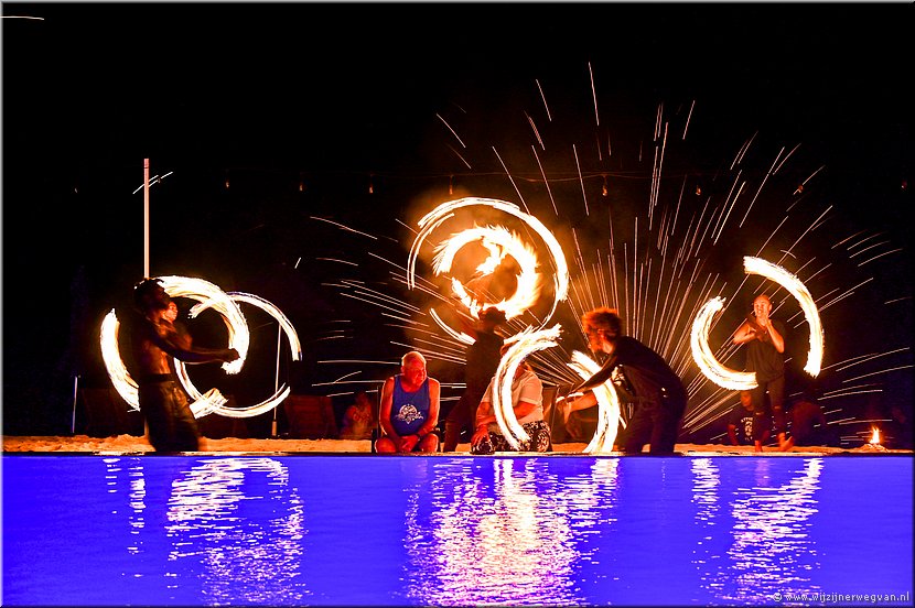27 maart 2026
Port Vila (Vanuatu)
Breakas Beach Resort
Fireshow