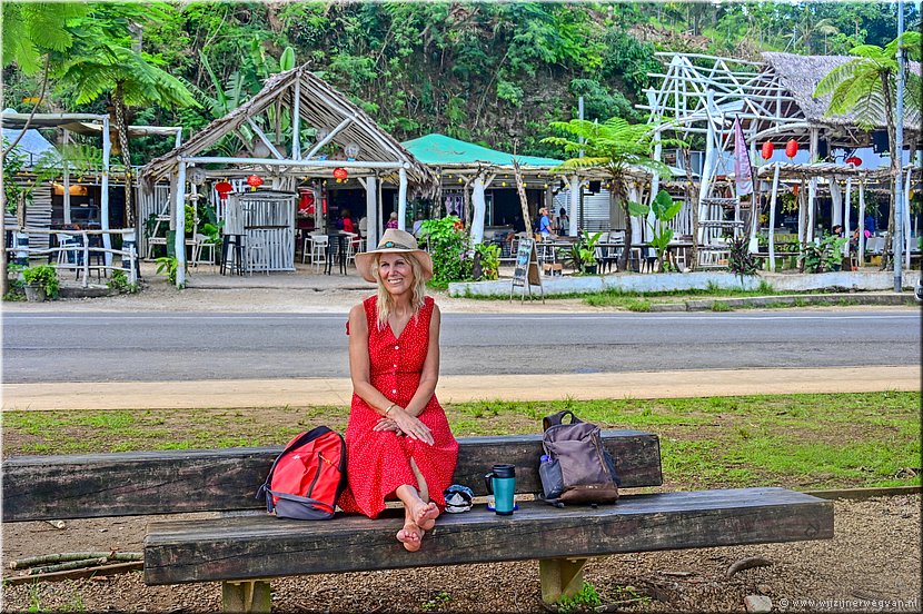 29 Maart 2026
Port Vila (Vanuatu)
Voor de Waterfall Bar