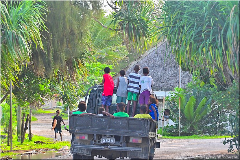 2 apr 2026
Port Vila (Vanuatu)
Pango Village
Hotsend en knotsend naar huis
