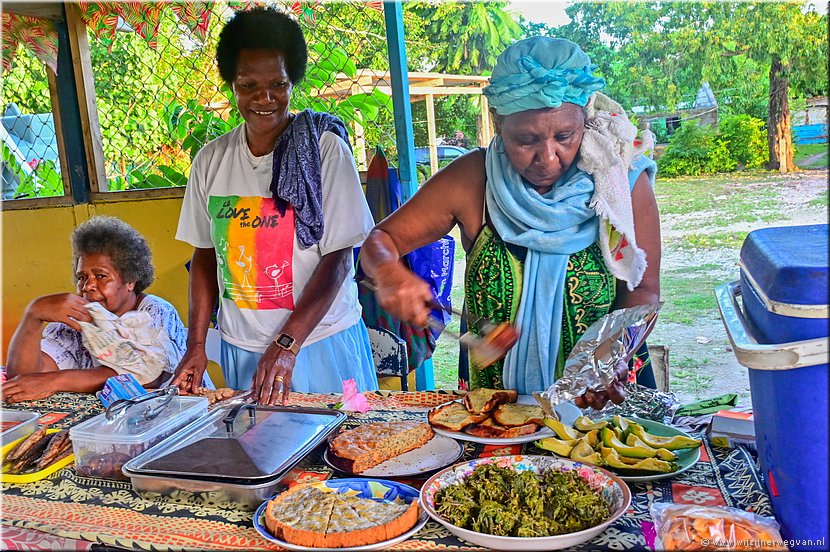6 apr 2026
Port Vila (Vanuatu)
Esel Pako Market
Snackbar - Vanuatu versie
